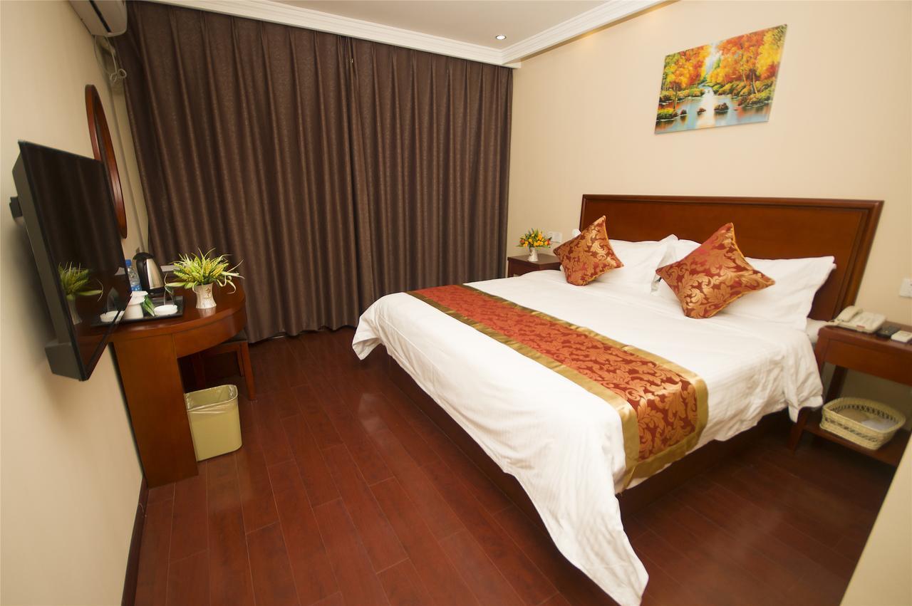 Greentree Jiading District Jiangqiao Jinyun Road Metro Station Express 3* Shanghai